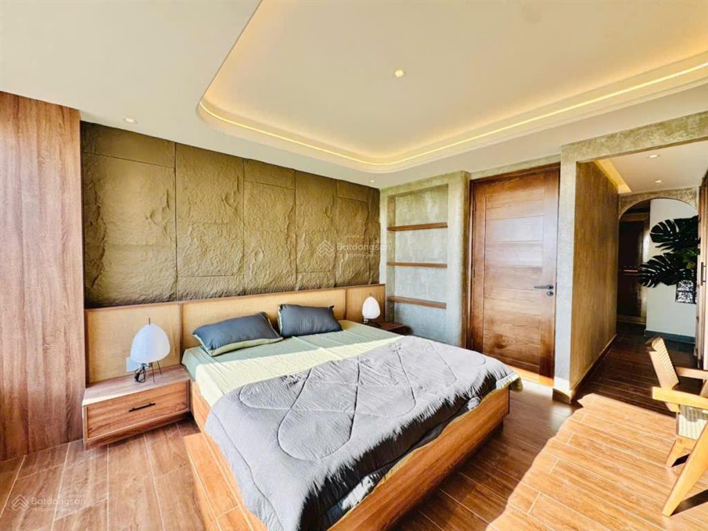 Nhà hẻm 5m khu đồng bộ thống nhất p15, diện tích ngang 4m x dài 11.3m 4 tầng, 3 phòng, 4wc= 7,7 tỷ
