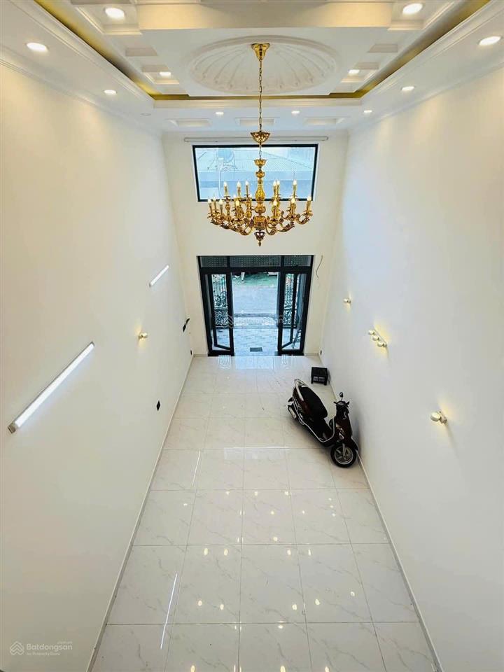 Nhà hẻm xe hơi phạm văn chiêu phường 9  4x20m  4 lầu  5 phòng  6wc  cho thuê 20 triệu/tháng