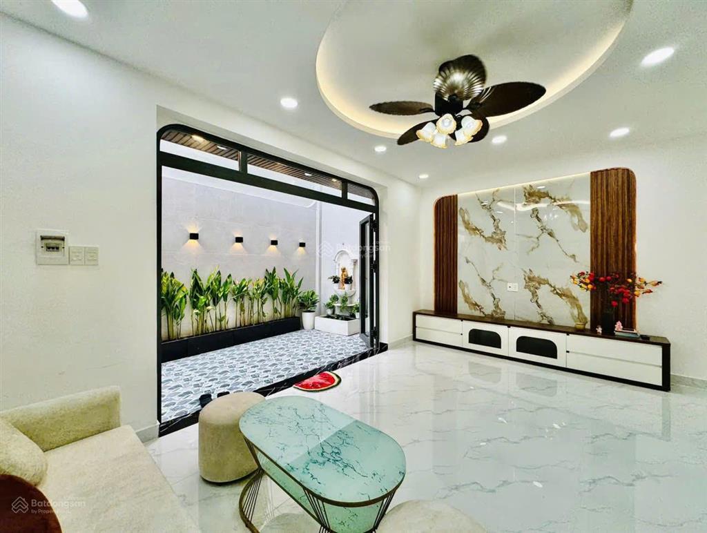 Siêu phẩm ngang 5.5m, lê đức thọ p6  gần chợ an nhơn diện tích 5,5m x 14m, 1 lầu, 3pn, 3wc=5,5 tỷ