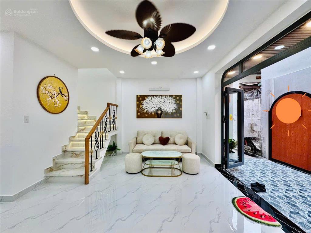 Siêu phẩm ngang 5.5m, lê đức thọ p6  gần chợ an nhơn diện tích 5,5m x 14m, 1 lầu, 3pn, 3wc=5,5 tỷ
