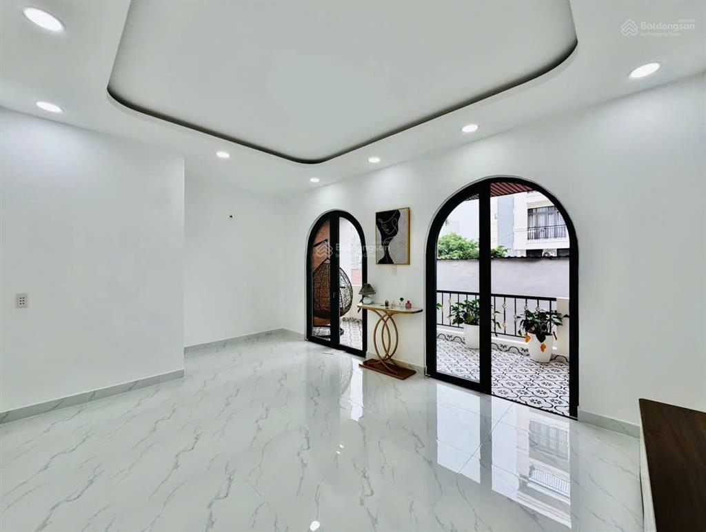 Siêu phẩm ngang 5.5m, lê đức thọ p6  gần chợ an nhơn diện tích 5,5m x 14m, 1 lầu, 3pn, 3wc=5,5 tỷ