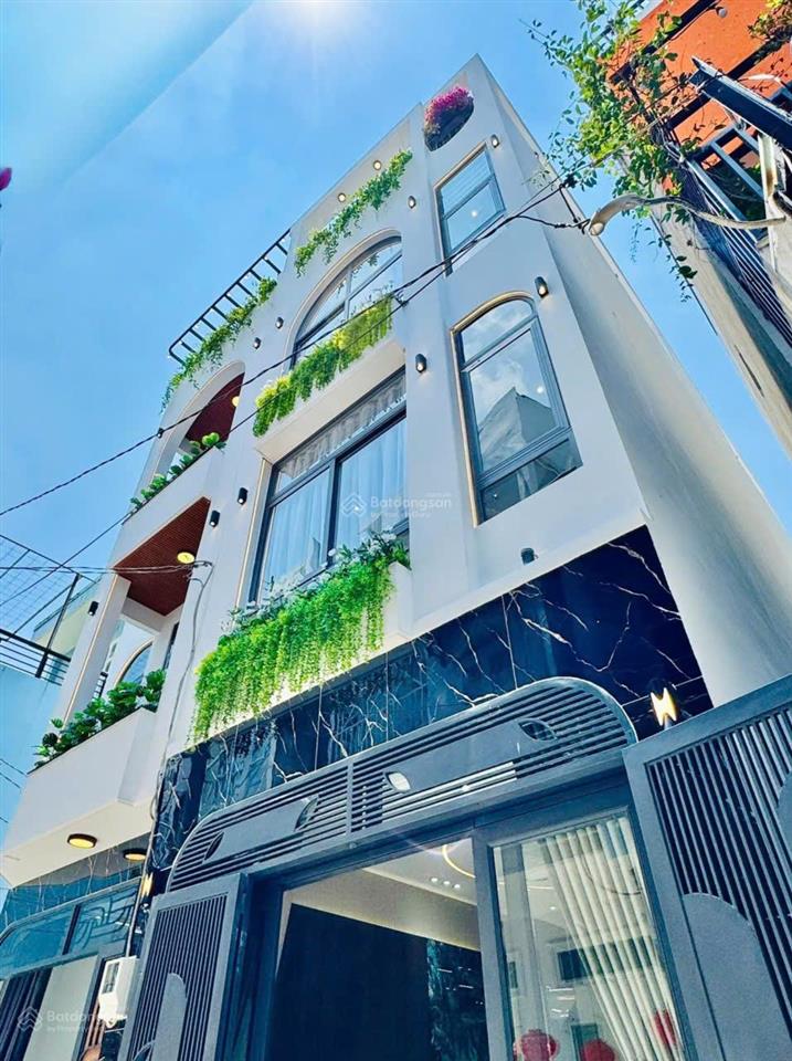 Nhà mới xây căn góc phan văn trị phường 7 đối diện vincom.4,2x13m 4 lầufull nội thất cao cấp