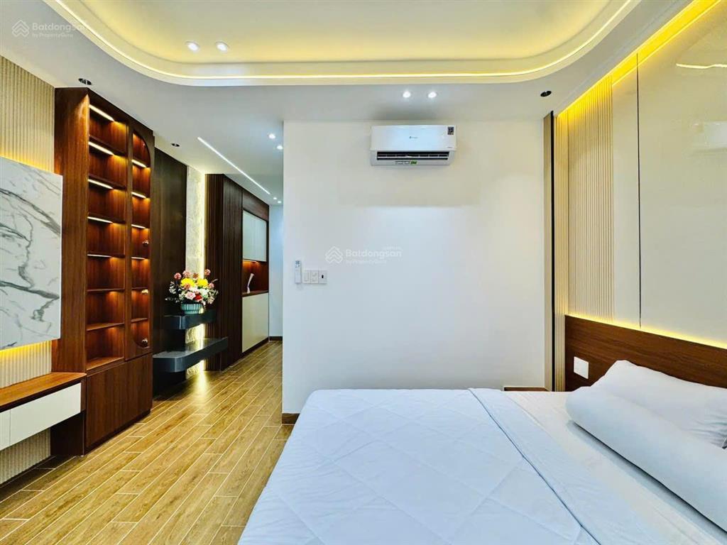 Nhà mới xây hẻm xe hơi thông nguyễn văn lượng p16  gần cityland park hills 4,2mx12m 4 tầng=8,2 tỷ