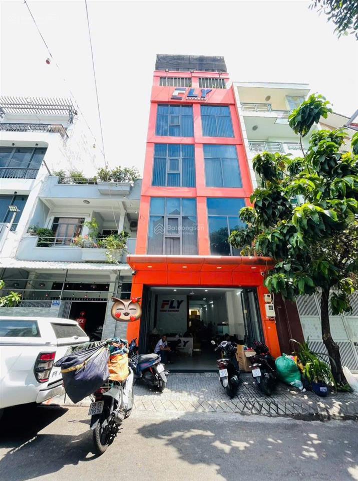 Hẻm thông 10m lê thị hồng p17 gò vấpgần chợ căn cứ. dt 5,1mx18m  trệt4 lầu 