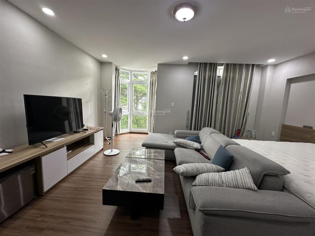 Biệt thựfull nội thất cityland center hills phường 75x20m hầm 4 lầu 6pn 6wc=35 triệu