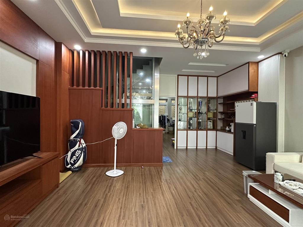 Biệt thựfull nội thất cityland center hills phường 75x20m hầm 4 lầu 6pn 6wc=35 triệu