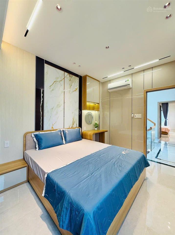 Nhà mới xây hẻm 6m thôngcăn góc full nội thấtnguyễn văn khối p84x17m3 lầu4pn 5wc=25tr