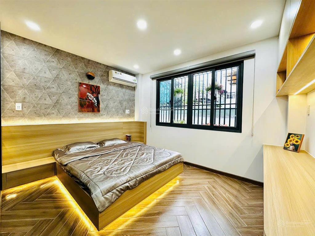 Nhà full nội thấthẻm thông 8mlê văn thọ phường 9diện tích 4x20m 4 lầu 4 phòng5wc 22triệu