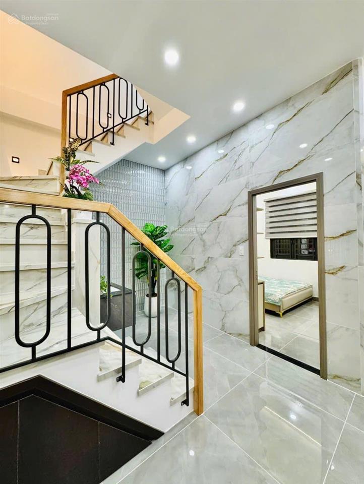 Siêu phẩm số 14 p8, diện tích ngang 5.15m x dài 13.5m (nở hậu 6.4m), 4pn, 4wc  6,9 tỷ
