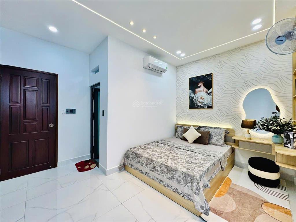 Siêu phẩm hẻm thông 7m phạm văn chiêu, p9, 5x17m, 3 lầu, 5 phòng 6wc có sân vườn