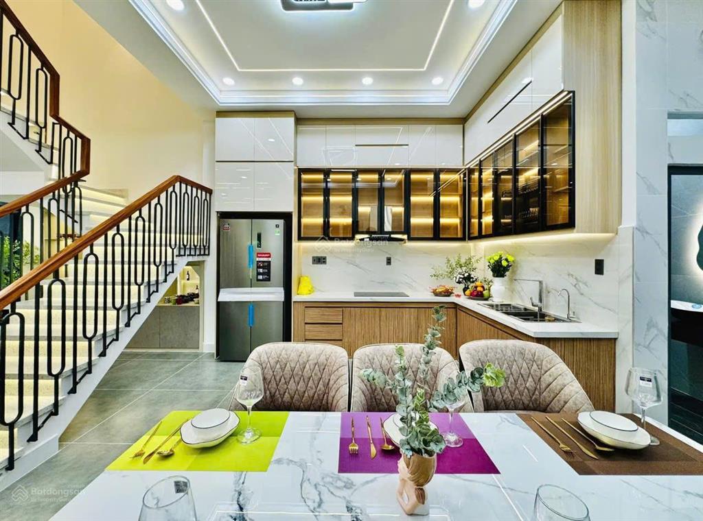 Siêu phẩm hẻm thông 7m phạm văn chiêu, p9, 5x17m, 3 lầu, 5 phòng 6wc có sân vườn