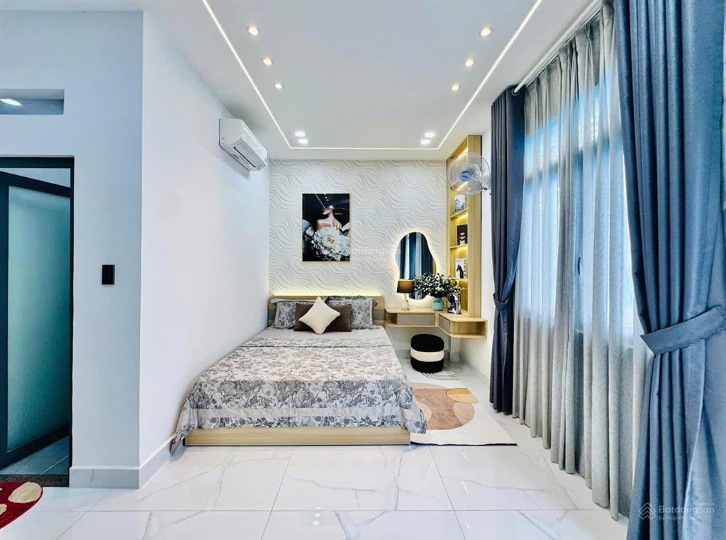 Siêu phẩm hẻm thông 7m phạm văn chiêu, p9, 5x17m, 3 lầu, 5 phòng 6wc có sân vườn