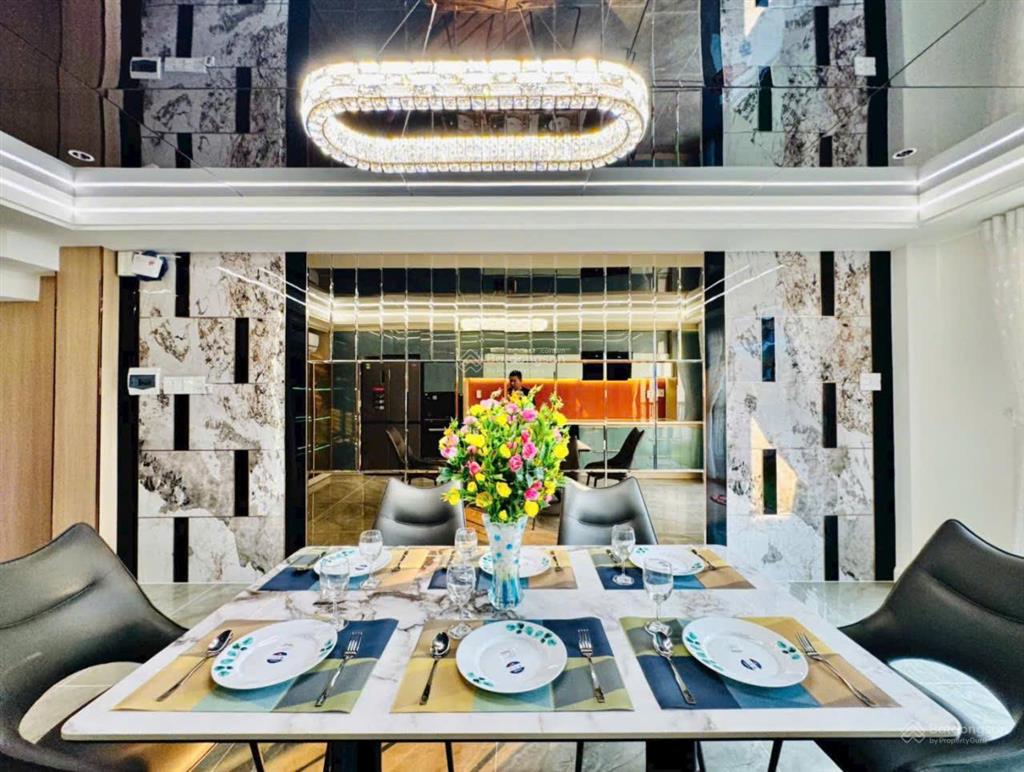 Siêu phẩm hẻm thông 6m lê văn thọ p9, diện tích 4,2x19m, 4 lầu, thang máy, 4pn, 6wc, 10,8 tỷ