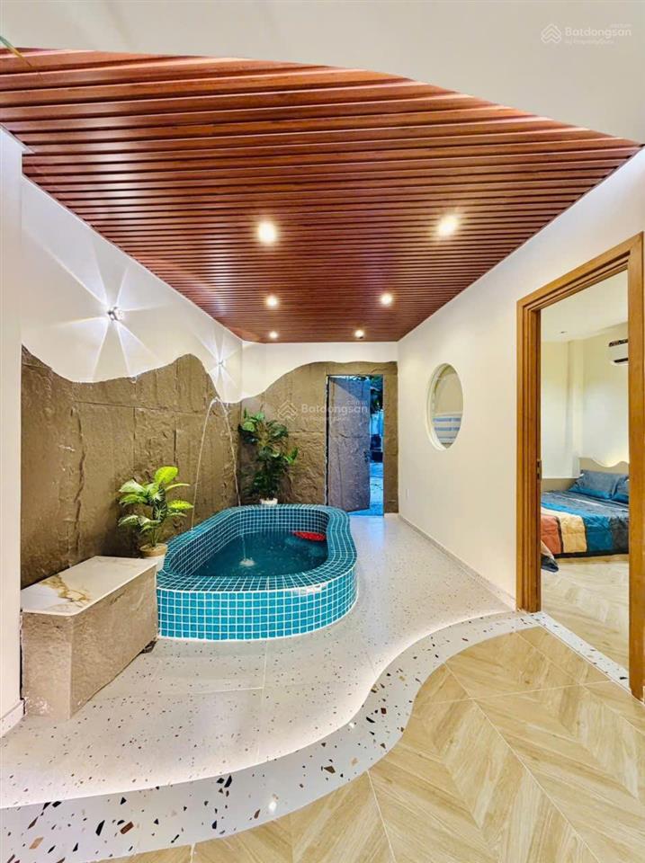 Căn vila có hồ bơi  phạm văn chiêu p14  5x16m  1 lầu  3pn  4wc  6,9 tỷ