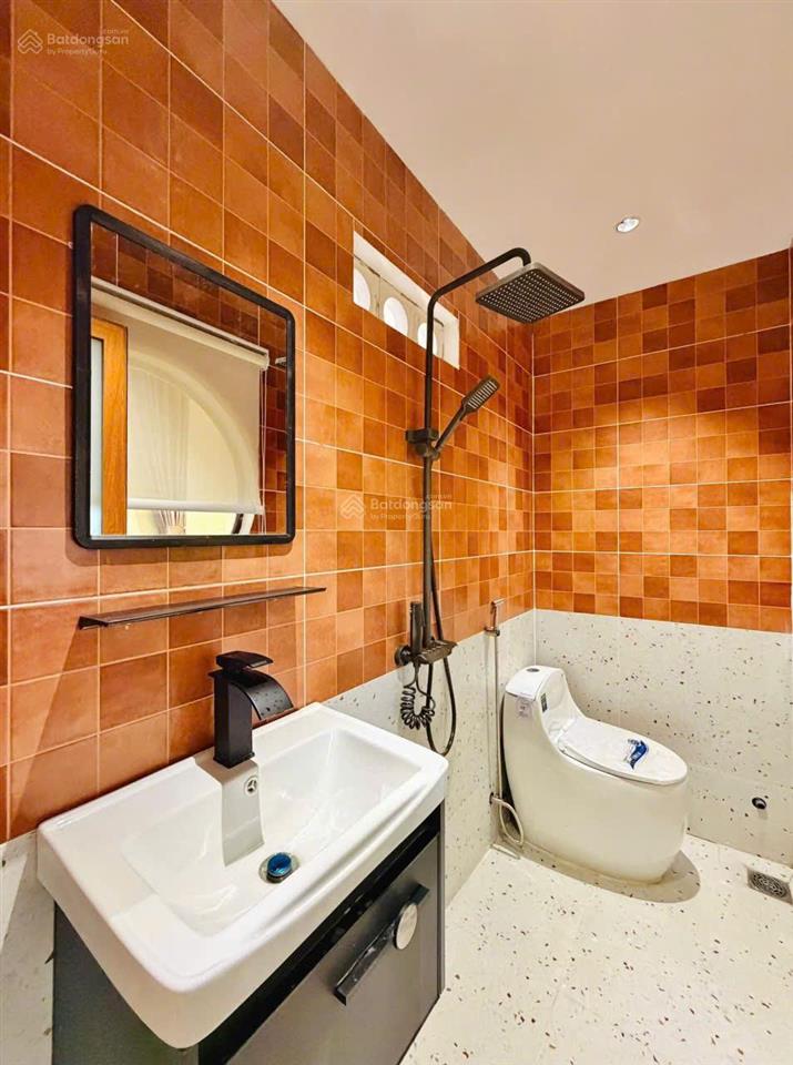 Căn vila có hồ bơi  phạm văn chiêu p14  5x16m  1 lầu  3pn  4wc  6,9 tỷ