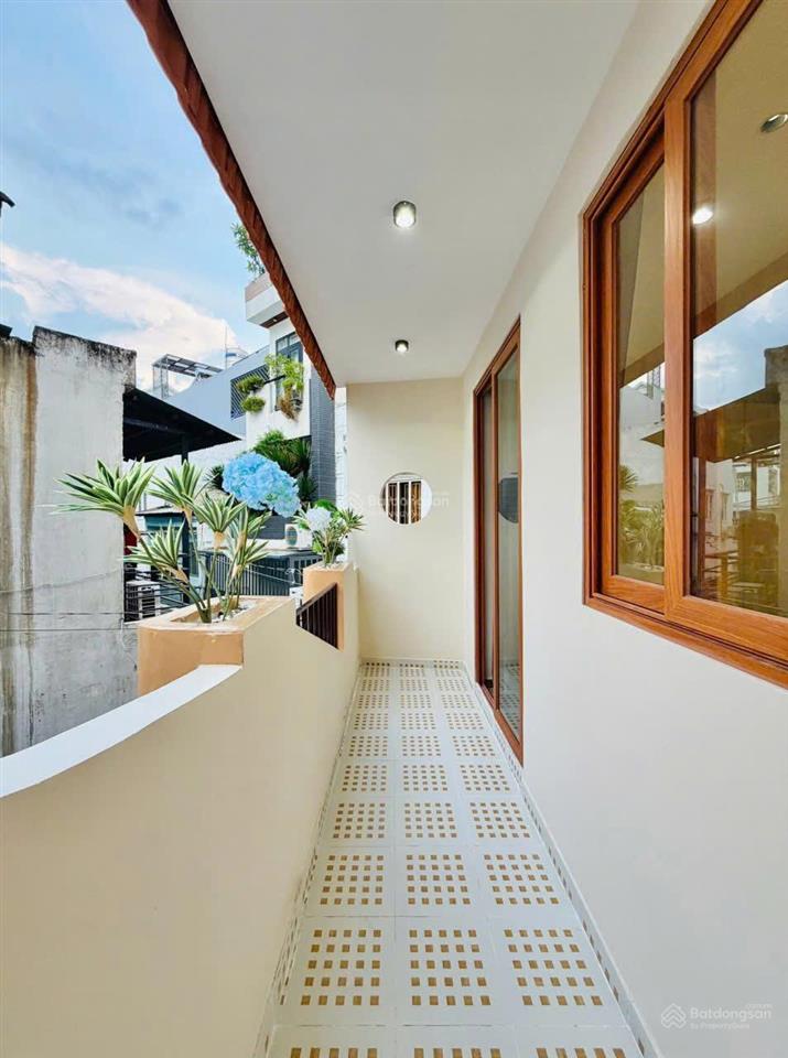 Căn vila có hồ bơi  phạm văn chiêu p14  5x16m  1 lầu  3pn  4wc  6,9 tỷ