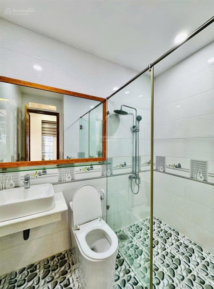 Nhà full nội thất phạm văn chiêu p14 7x7m 4 lầu 3 phòng 4wc 18 triệu/tháng