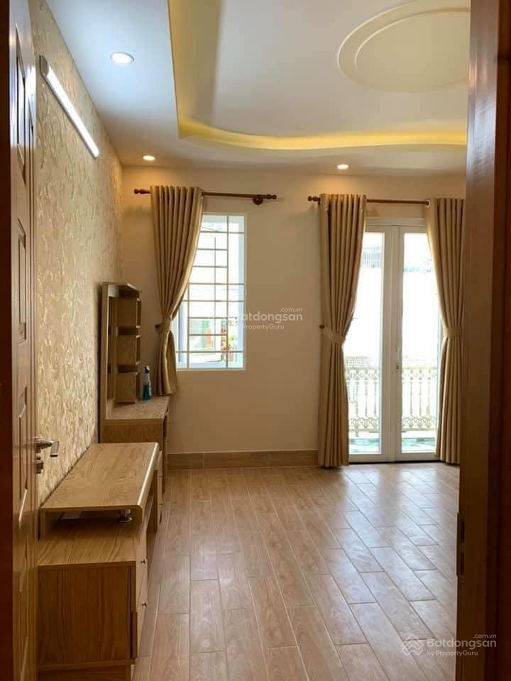 Nhà hẻm 4m quang trung p11 diện tích 4x13m  3 lầu 5pn 3wc = 15 triệu  gần chợ hạnh thông tây