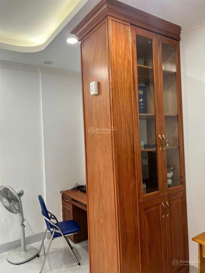 Biệt thự mini, hẻm thông 8m, dương quảng hàm phường 5, diện tích 7x20m, 3 lầu, 5pn, 6wc, 30 triệu