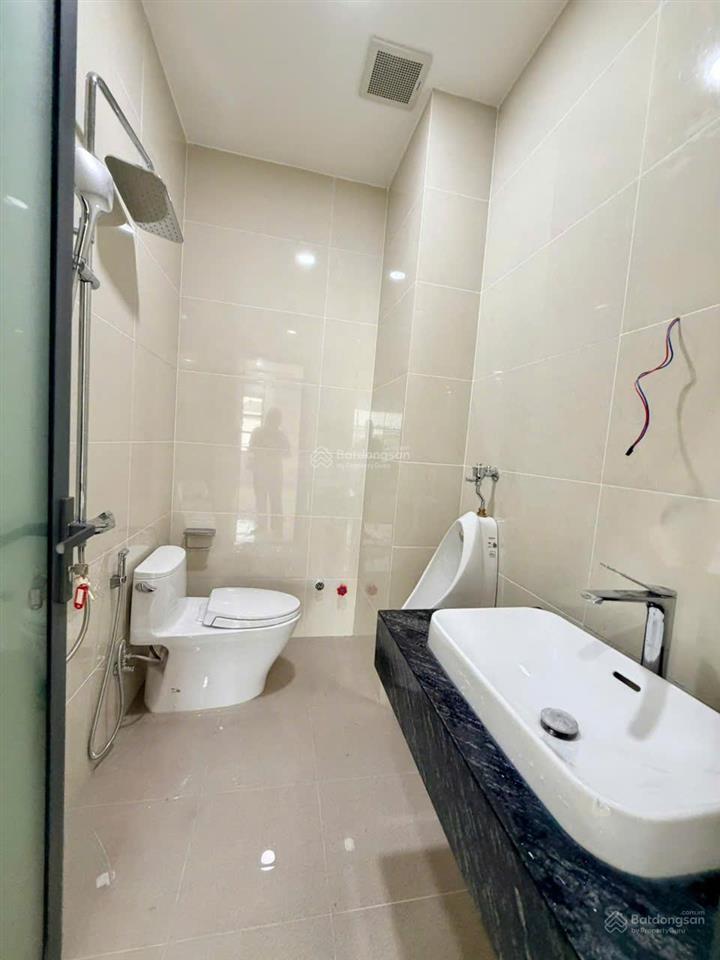 Cityland park hills mặt tiền nguyễn văn lượng p10 diện tích 10x20m 4 lầu thang máy