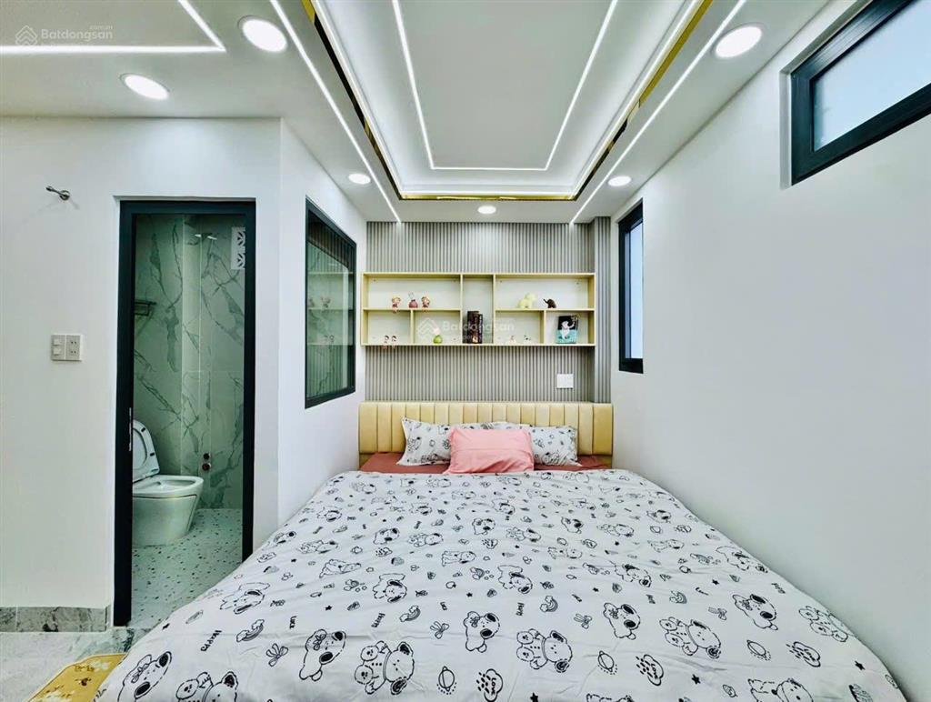 Nhà full nội thấthẻm 8mphan huy ích p12 dt4x17m có thang máy5 lầu 5pn 7wc 30 triệu