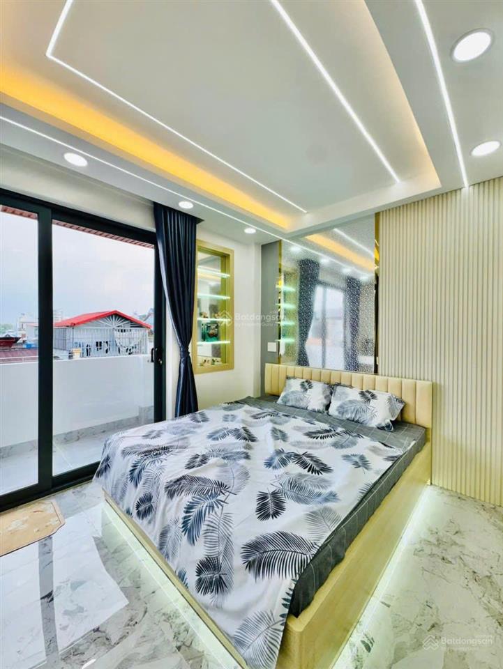 Nhà full nội thấthẻm 8mphan huy ích p12 dt4x17m có thang máy5 lầu 5pn 7wc 30 triệu