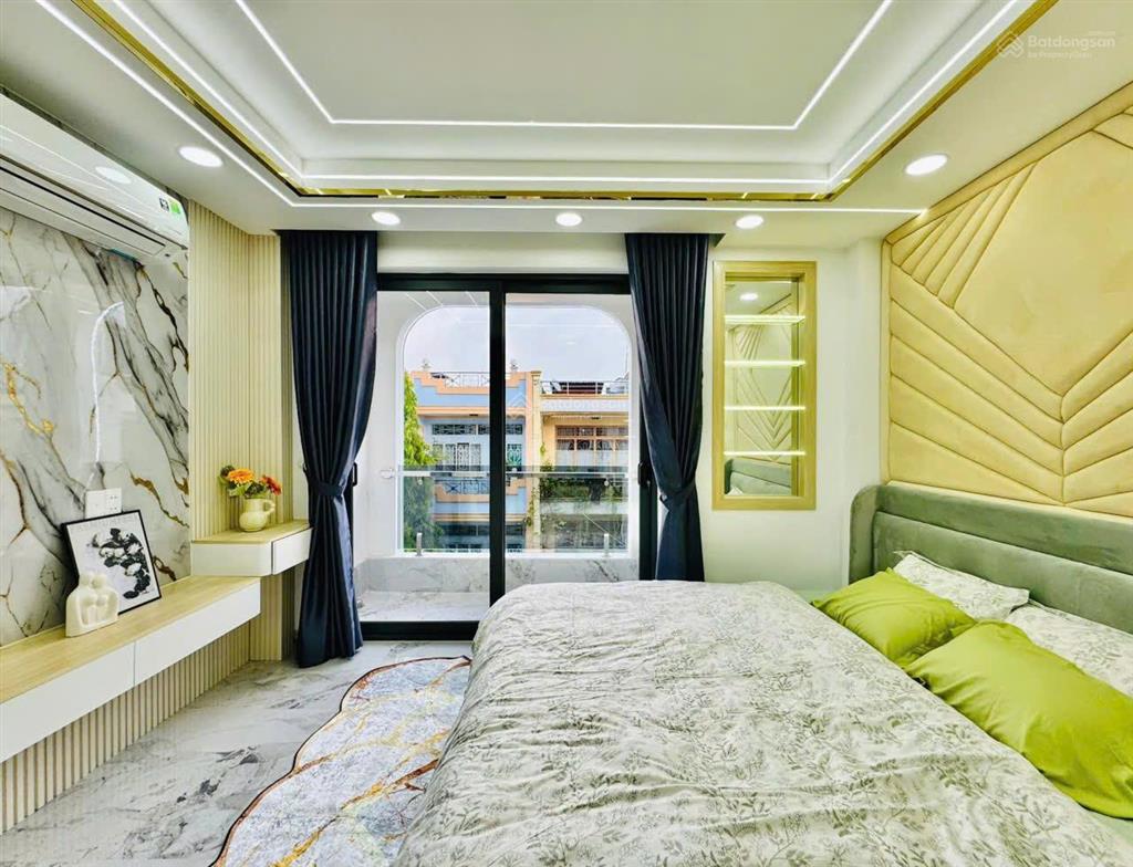 Nhà full nội thấthẻm 8mphan huy ích p12 dt4x17m có thang máy5 lầu 5pn 7wc 30 triệu
