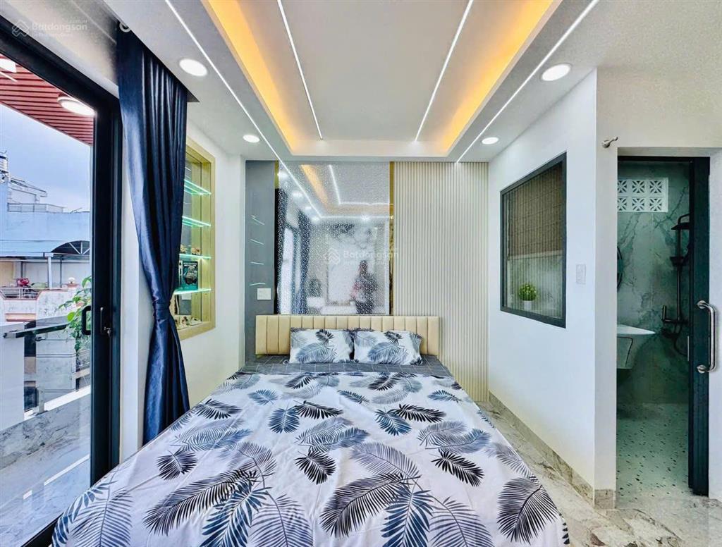 Nhà full nội thấthẻm 8mphan huy ích p12 dt4x17m có thang máy5 lầu 5pn 7wc 30 triệu