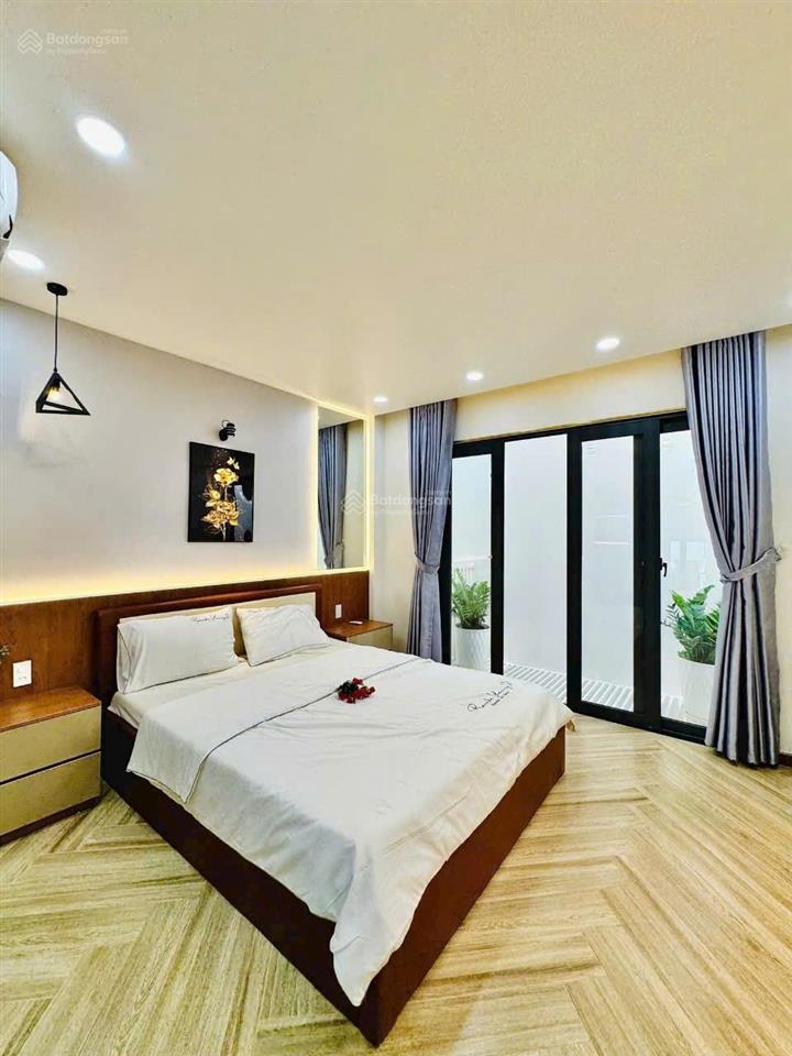 Căn siêu phẩm khu đồng bộ, full nội thất, nguyễn tư giản p12, có thang máy, 4x20m, 5 lầu, 5pn, 6wc