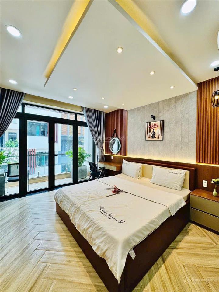 Căn siêu phẩm khu đồng bộ, full nội thất, nguyễn tư giản p12, có thang máy, 4x20m, 5 lầu, 5pn, 6wc