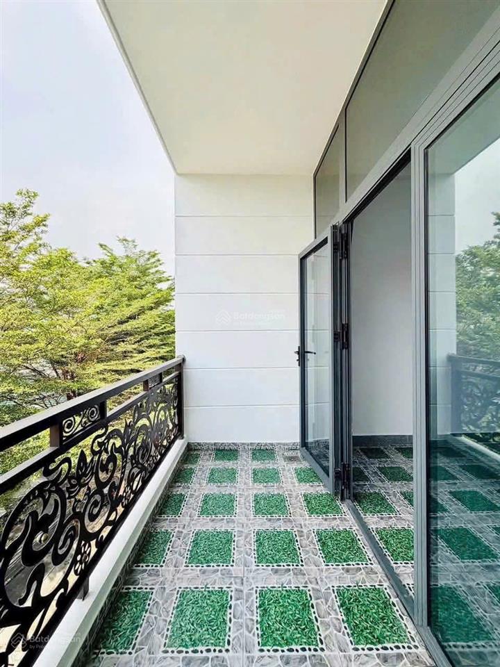 Nhà mặt tiền phạm văn chiêu, phường 14 gò vấp. diện tích 4m x 22m. 3 lầu. 5pn. 6wc. 25 triệu