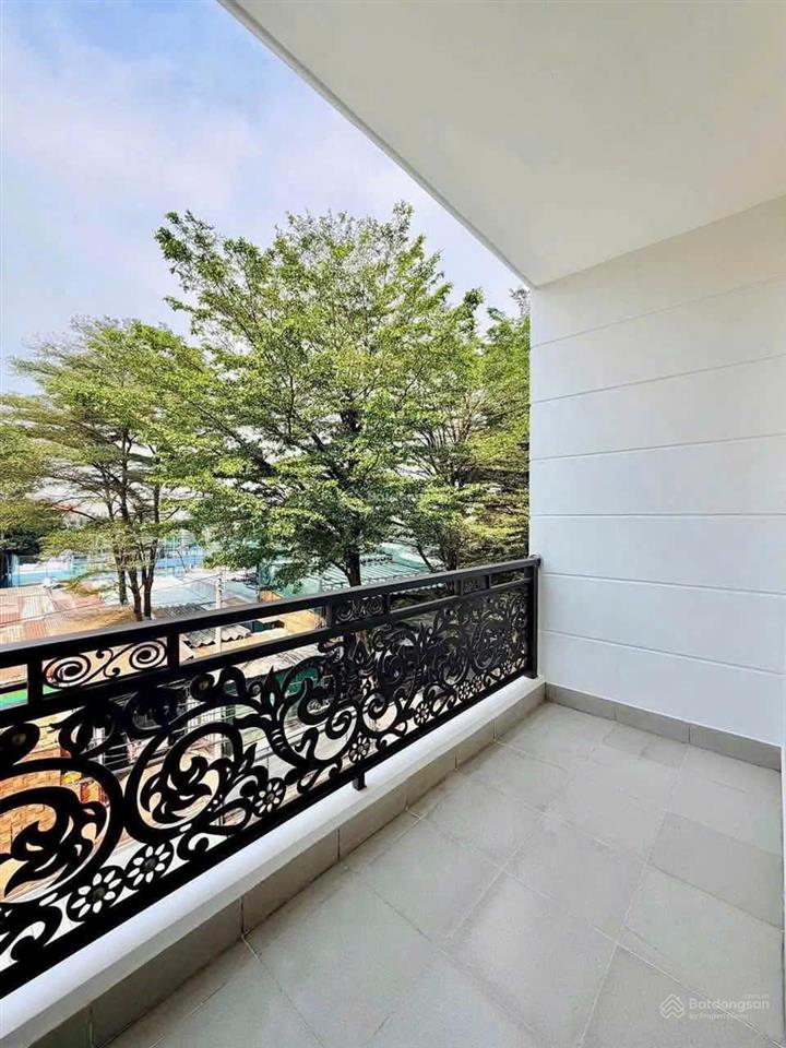 Nhà mặt tiền phạm văn chiêu, phường 14 gò vấp. diện tích 4m x 22m. 3 lầu. 5pn. 6wc. 25 triệu