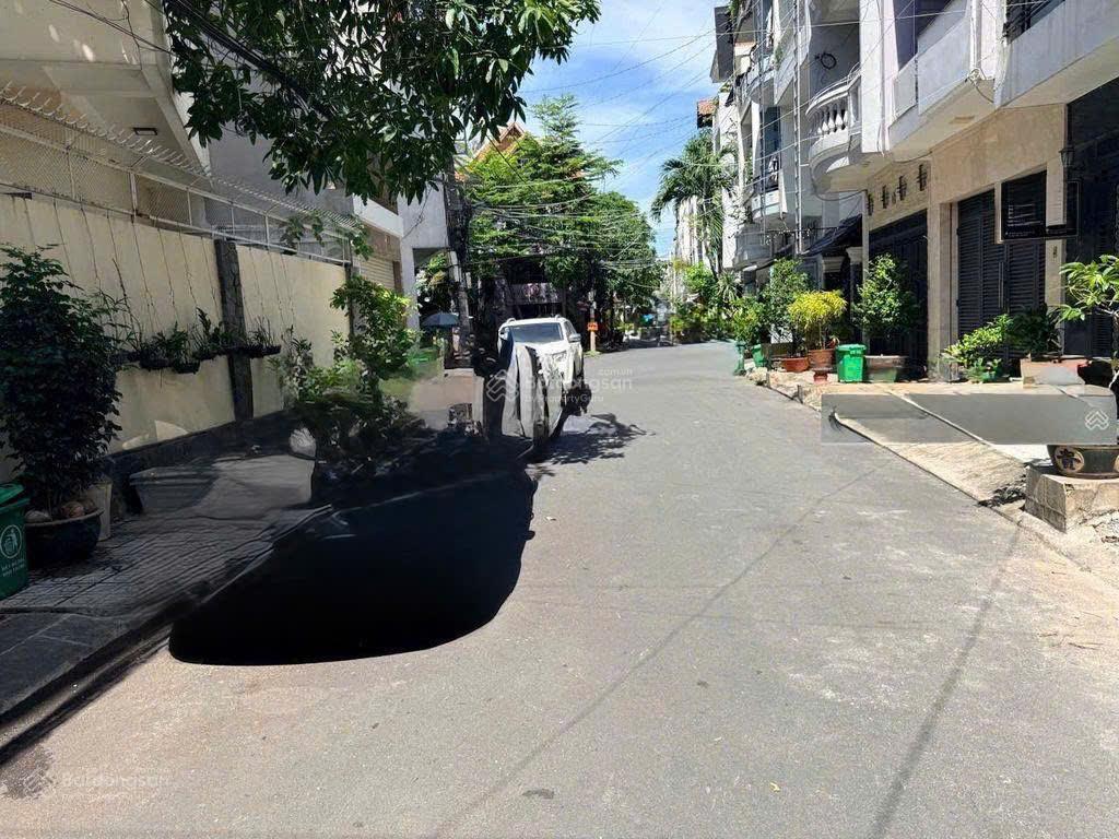 Biệt thựhẻm 7mquang trung p10diện tích 15m x 17m 3 lầu5 phòng ngủ5wc=36 triệu