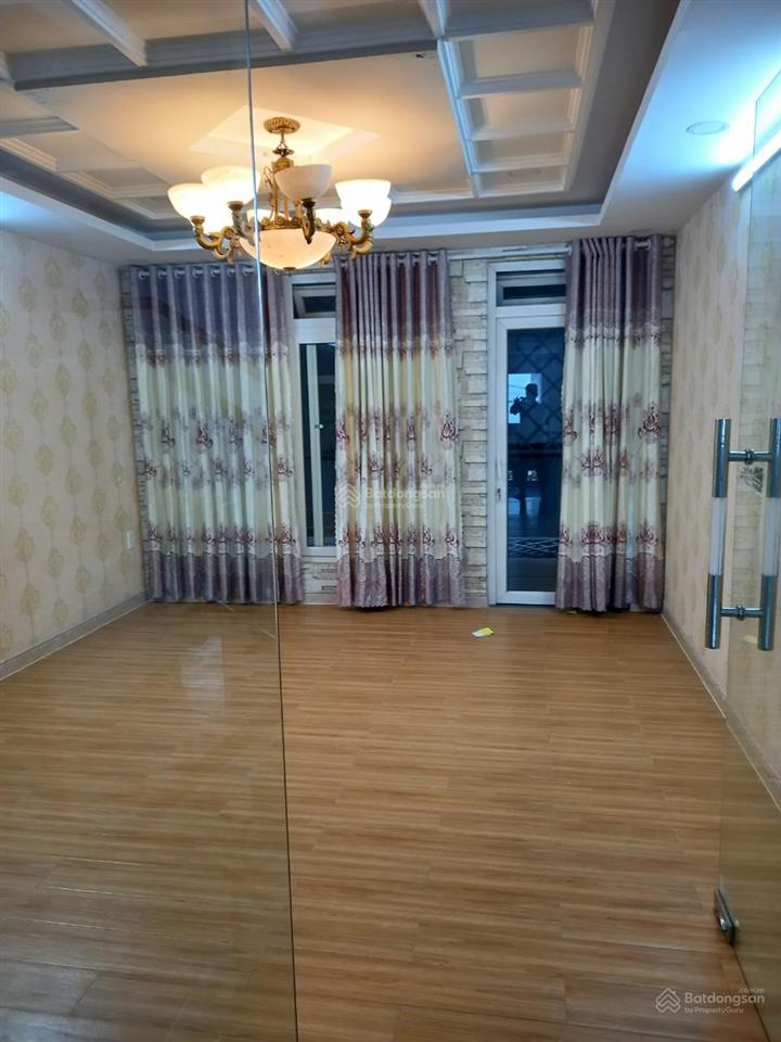Nhà hẻm xe hơi  nguyễn oanh, phường 6. diện tích 4x17m. 4 lầu. 5 phòng, 5 wc. 18 triệu/tháng