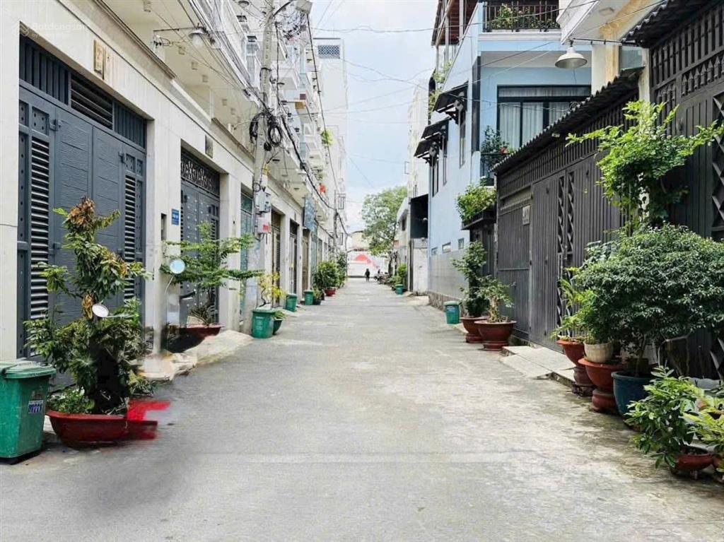 Nhà hẻm xe hơi  nguyễn oanh, phường 6. diện tích 4x17m. 4 lầu. 5 phòng, 5 wc. 18 triệu/tháng