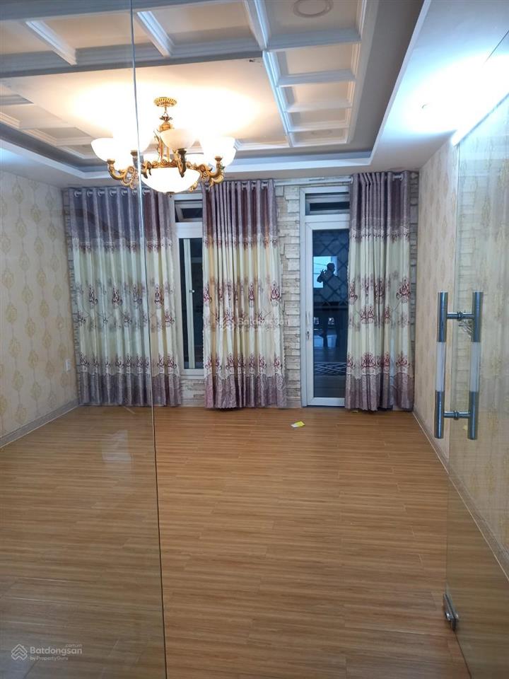 Nhà hẻm xe hơi  nguyễn oanh, phường 6. diện tích 4x17m. 4 lầu. 5 phòng, 5 wc. 18 triệu/tháng