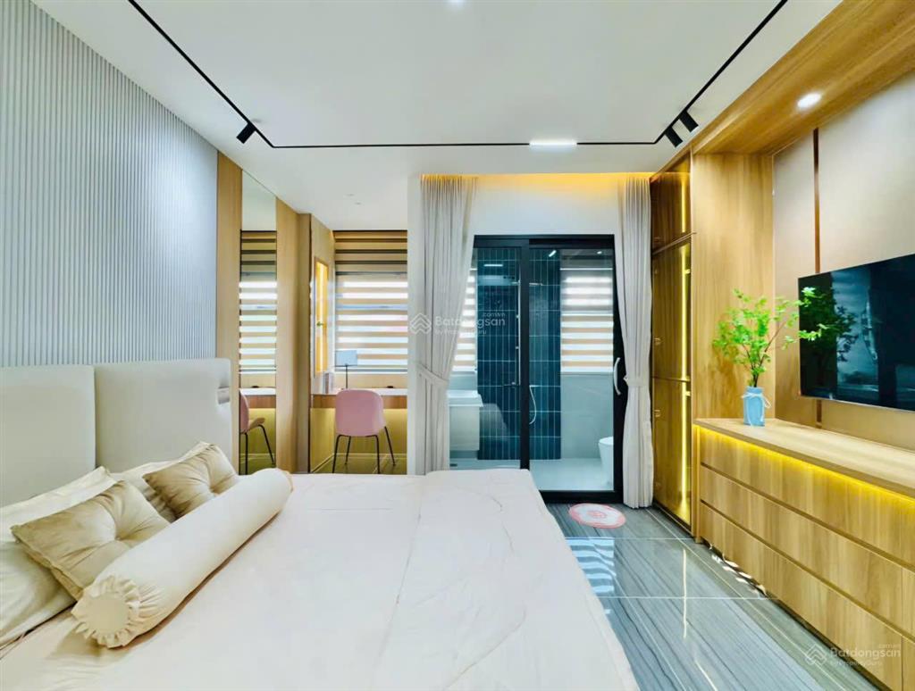 Cho thuê nhà full nội thất hẻm 7m thông phạm văn chiêu p94x15m4 lầu5pn4wc==19 triệu/tháng