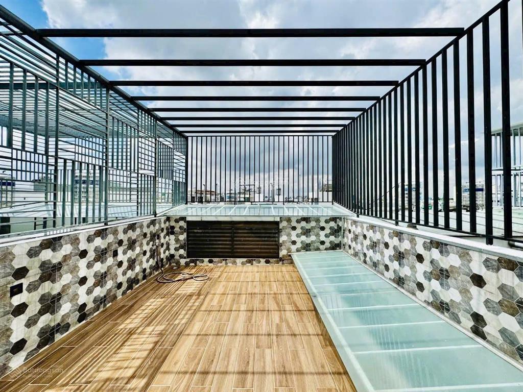 Cho thuê nhà full nội thất có thang máy nguyễn tư giản p12 4x18m 4 lầu 4pn 6wc 25 triệu