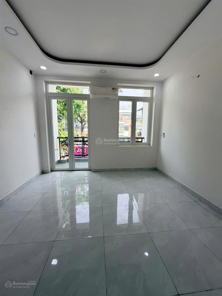 Cho thuê nhà mặt tiền lê văn thọ phường 9 gò vấp  diện tích 4x20m trệt  4 lầu  6pn  4wc=30tr
