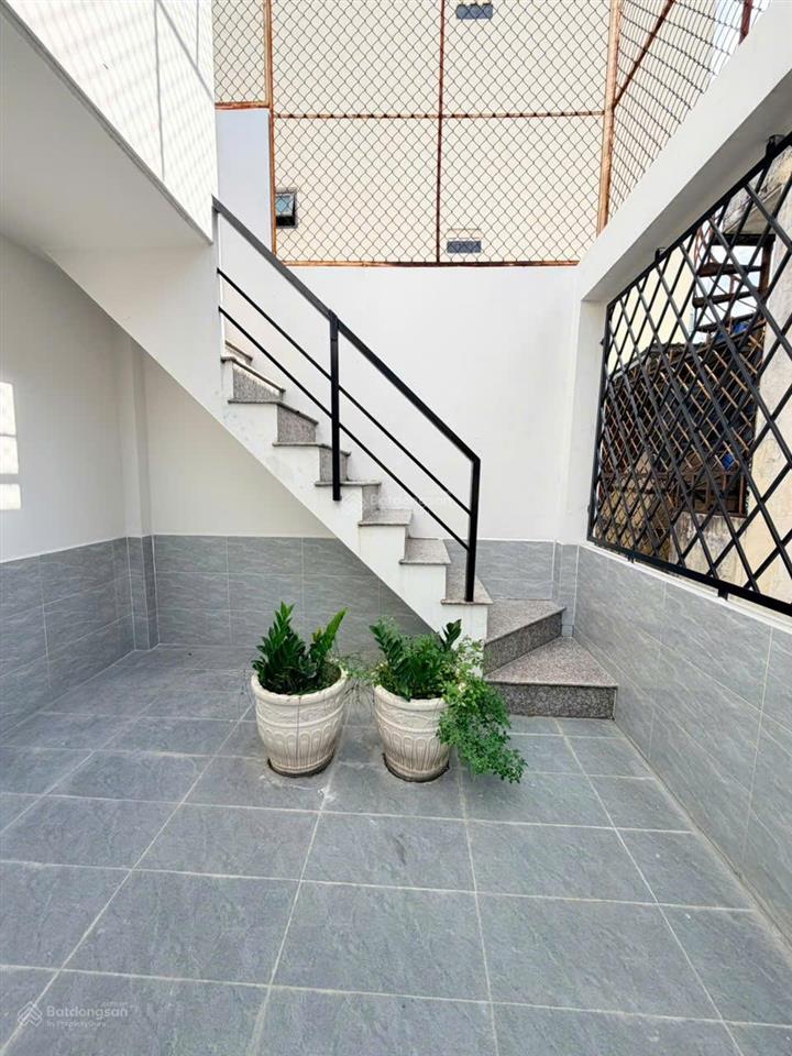 Cho thuê nhà mặt tiền lê văn thọ phường 9 gò vấp  diện tích 4x20m trệt  4 lầu  6pn  4wc=30tr