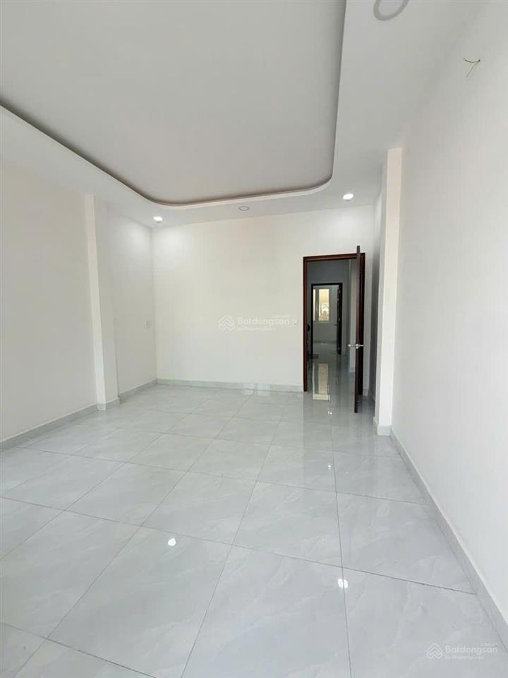 Cho thuê nhà mặt tiền lê văn thọ phường 9 gò vấp  diện tích 4x20m trệt  4 lầu  6pn  4wc=30tr