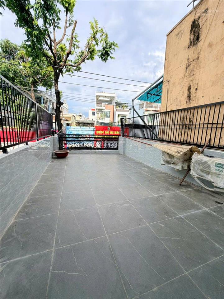 Cho thuê nhà mặt tiền lê văn thọ phường 9 gò vấp  diện tích 4x20m trệt  4 lầu  6pn  4wc=30tr