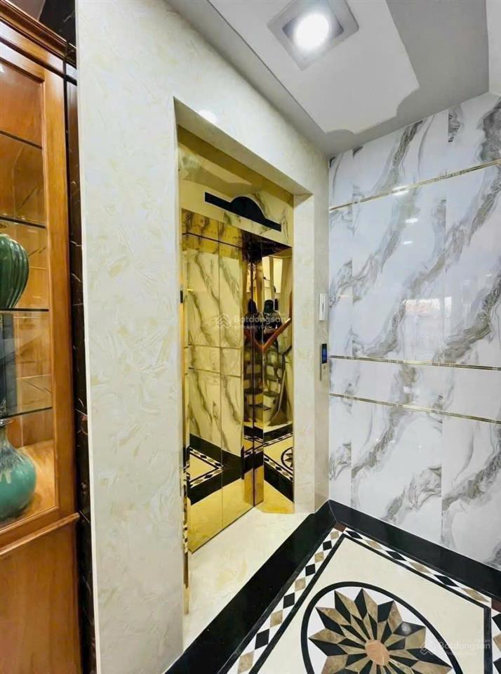 Nhà full nội thấtmặt tiền đường số 4 lê văn thọp16diện tích5x16m có thang máy5 lầu25 triệu