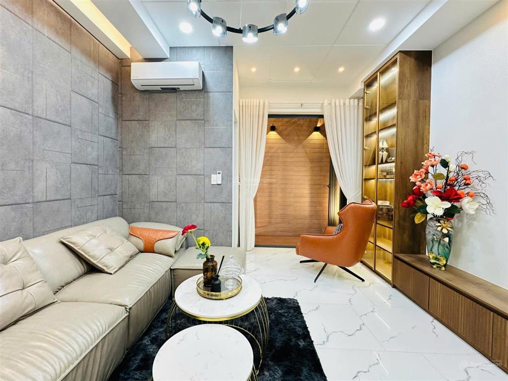 Nhà full nội thất khu cao cấp, nguyễn tư giản p12 dt 4x20m 4 lầu, thang máy, 5pn 7wc=28 triệu