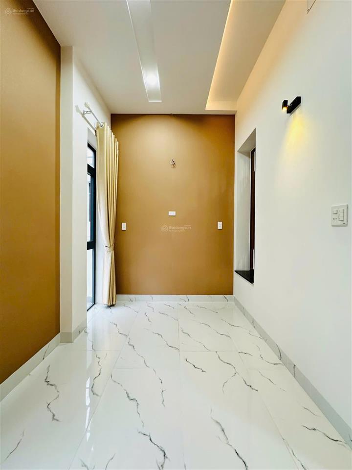 Nhà full nội thất khu cao cấp, nguyễn tư giản p12 dt 4x20m 4 lầu, thang máy, 5pn 7wc=28 triệu