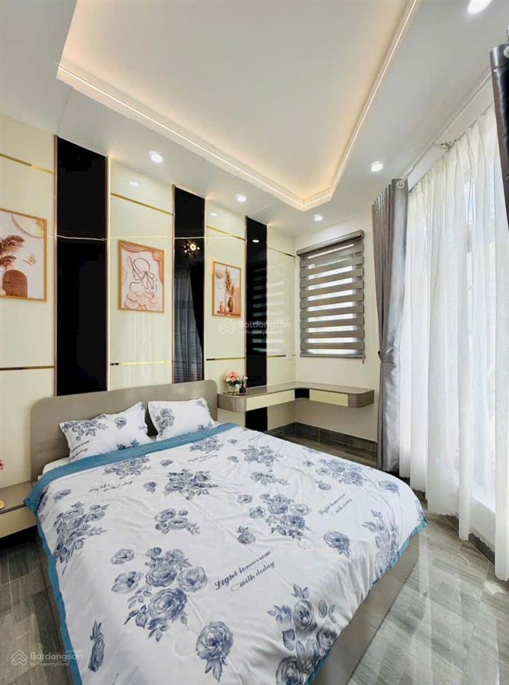 Căn góc full nội thất hẻm xe hơi thống nhất p15diện tích4x13m.3 lầu 5 phòng 5wc15 triệu