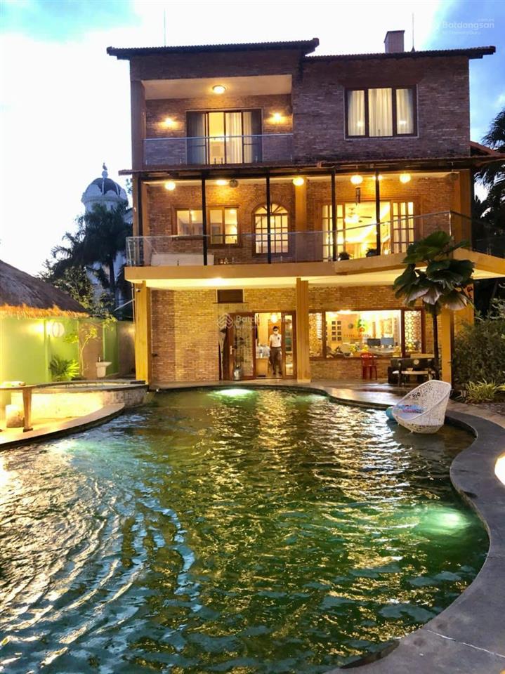 Chính chủ cho thuê gấp biệt thự riverside quận 2