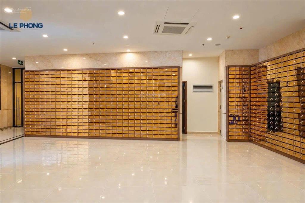 Bán căn 1pn+ 47,8m2, tầng 10, view hồ bơi rất đẹp, giá full 3 tỷ