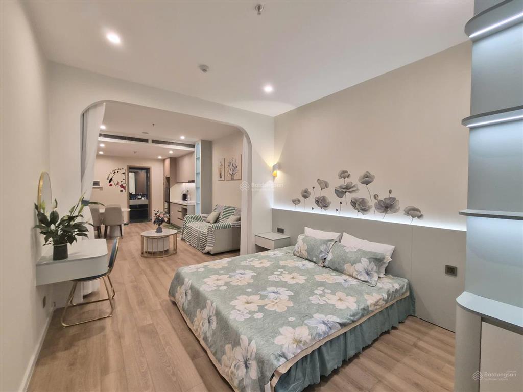 Chính chủ cần chuyển nhượng căn hộ studio + sofa bed | 41,62m | tầng cao view pháo hoa