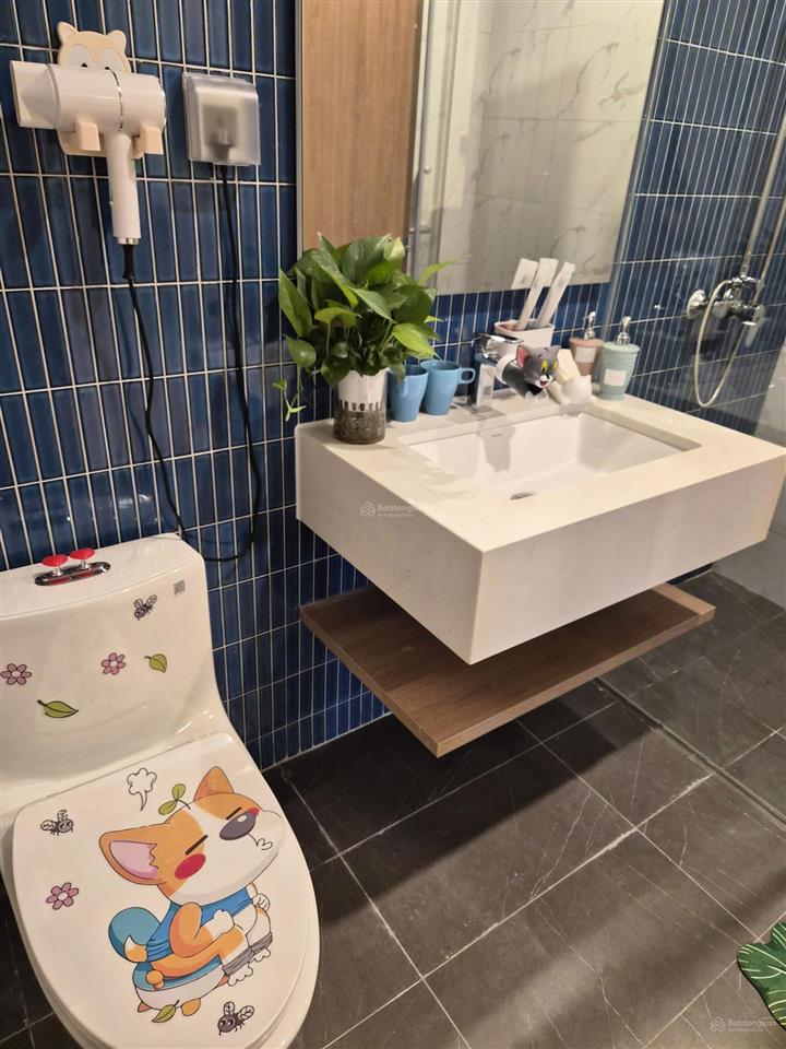 Chính chủ cần chuyển nhượng căn hộ studio + sofa bed | 41,62m | tầng cao view pháo hoa